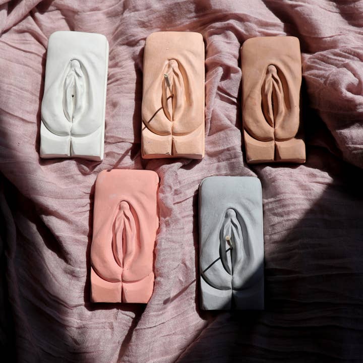Drop Dead Candles - Wholesale Incense Holder - Vulva Incense Holder3