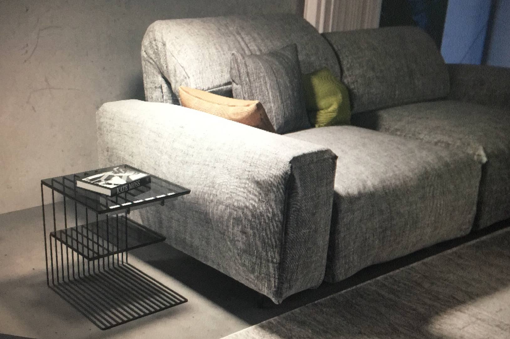 Matt Black COMOLINO for wholesale on Faire2