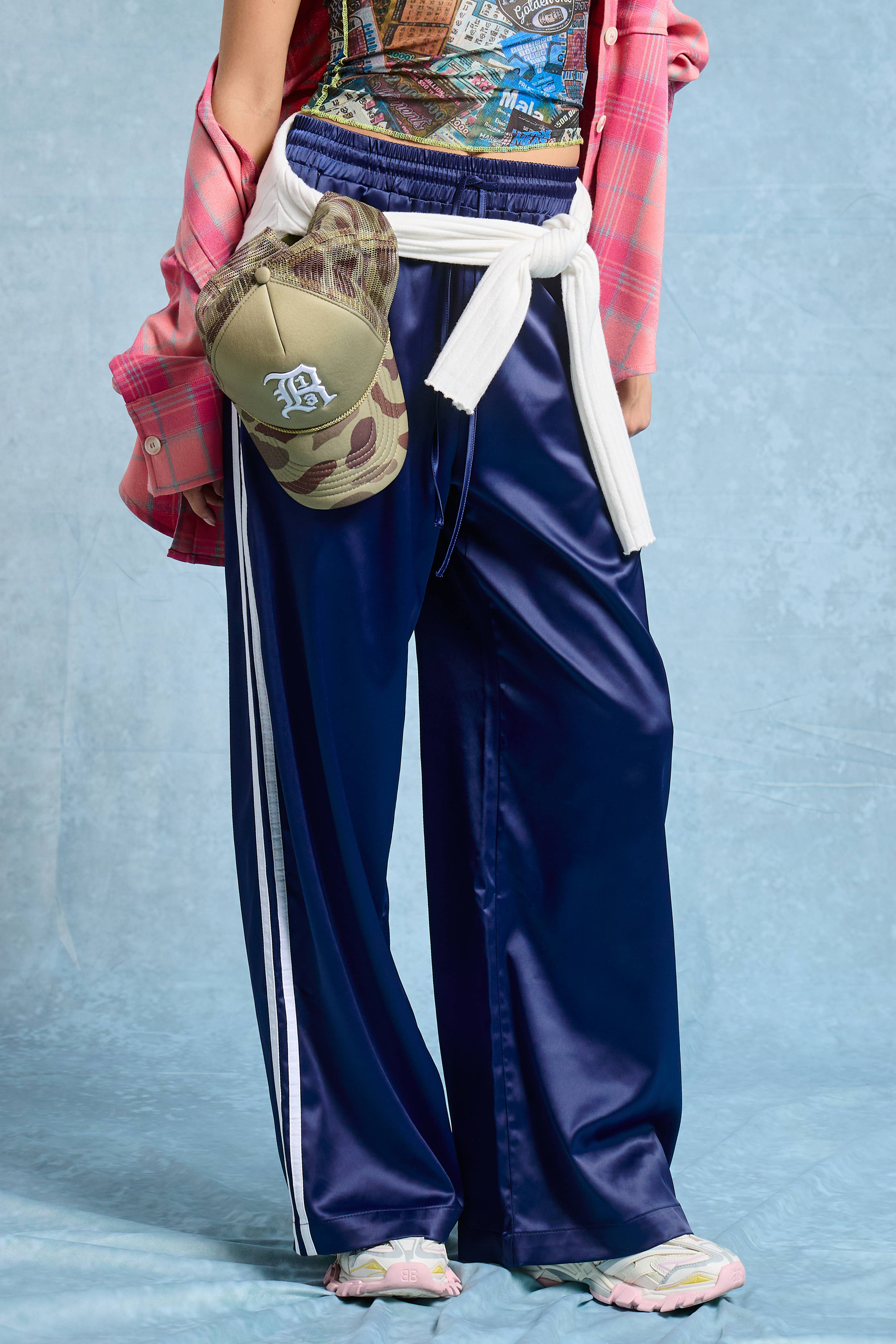 Mimosa - Vente Pantalon – femme - Pantalon de survêtement en satin avec bandes latérales11