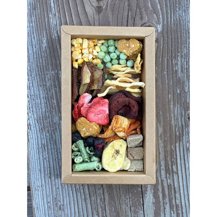 Limoncello and Co Dog Charcuterie - Wholesale Pet Treats - Dog - Dog Charcuterie Box
