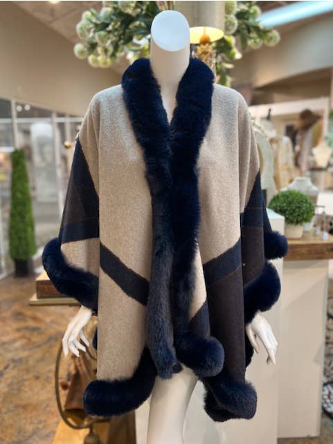 Pretty Persuasions – wholesale Cape – Women's – CP24113 Faux Fur Trim Geometrical Pattern Cape1