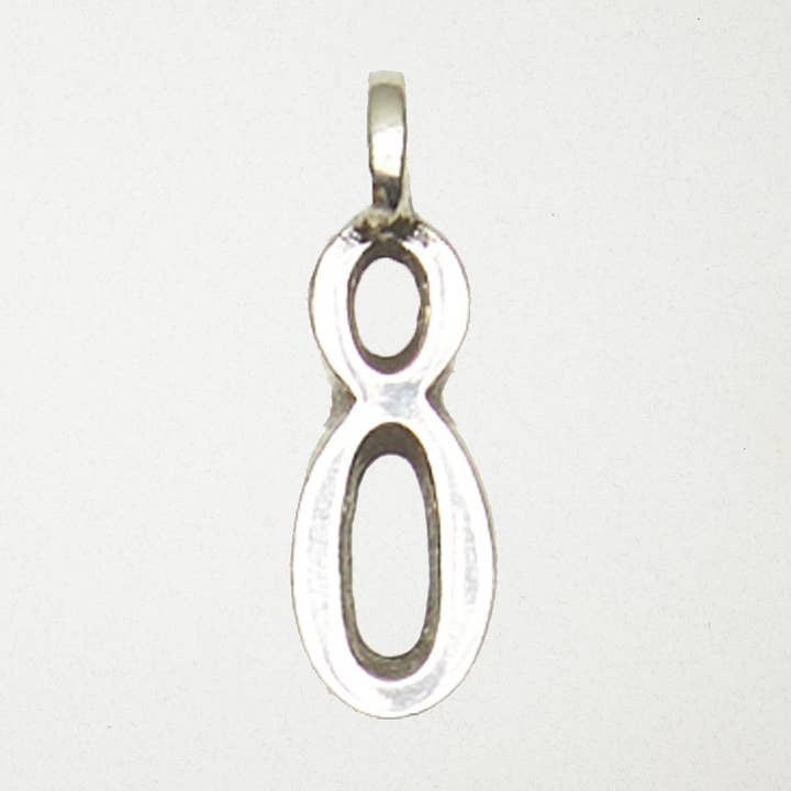 Collier Pendentif en Étain du Zodiaque – Taureau pour la vente par Nirvana LLC