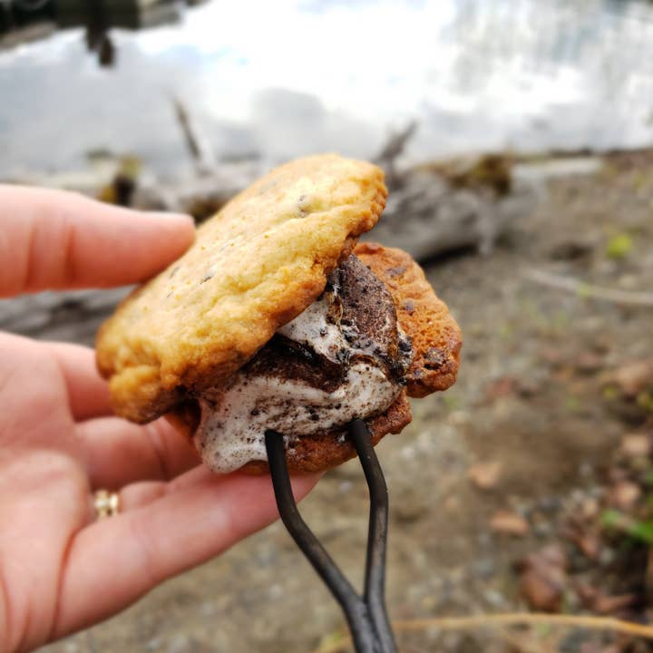 Lolly's Baking - Wholesale Marshmallow - Cookies N Cream Marshmallows1