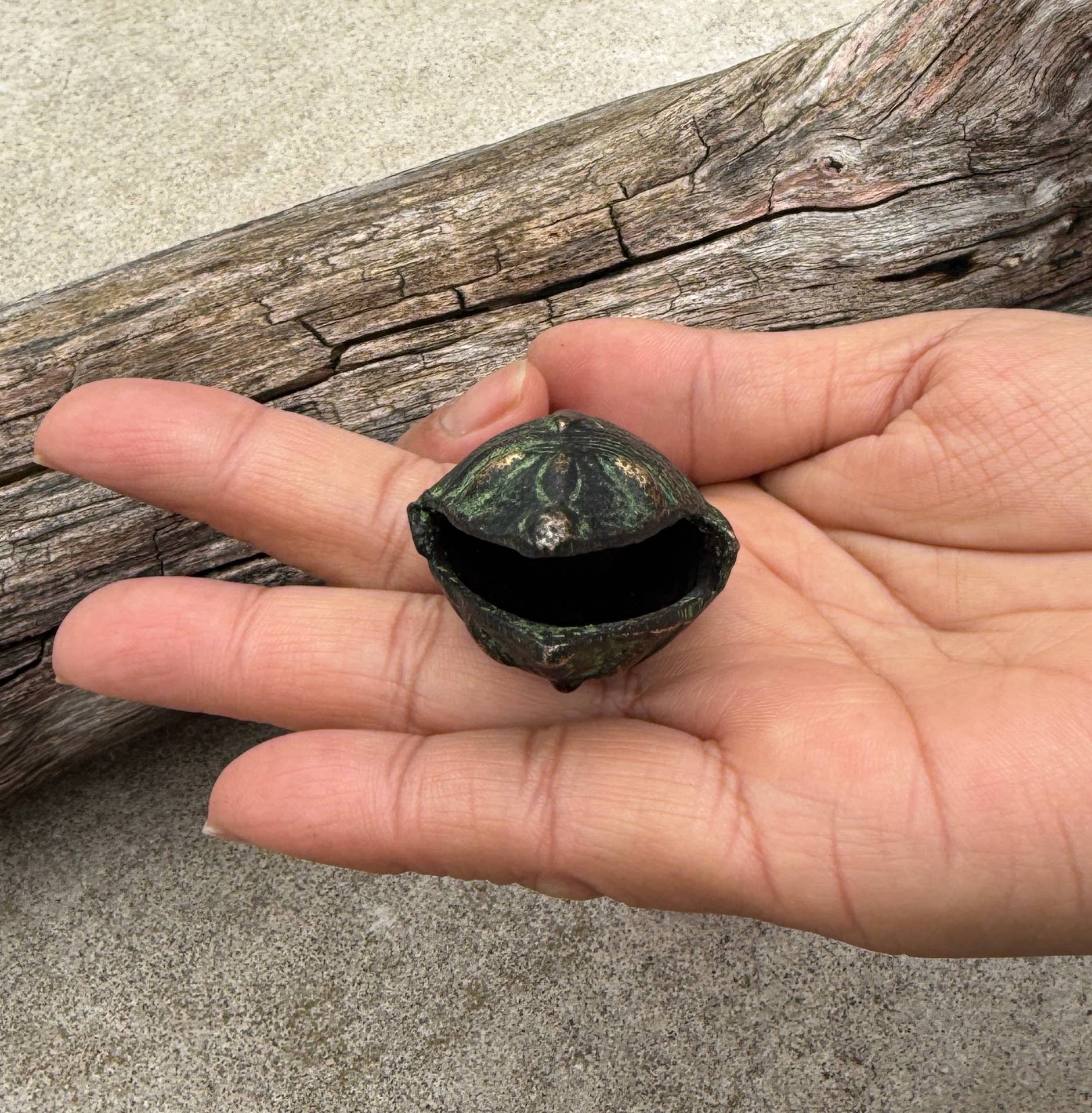 Lungta Imports - Wholesale Bell - Bear Bells for Hiking, Brass Sleigh Bells, Dog Pet Training 2