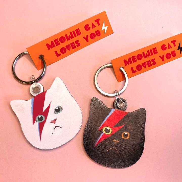 Childstar Samantha – wholesale Keychain – Unisex – Black Cat Keyring - Sustainable Wood Keychain Fob1