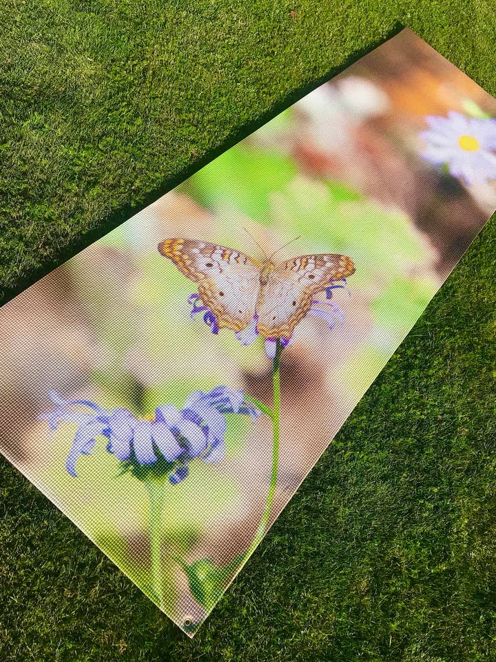 Tapis de yoga Butterfly - Endos noir pour la vente par Yoga Photo Mats
