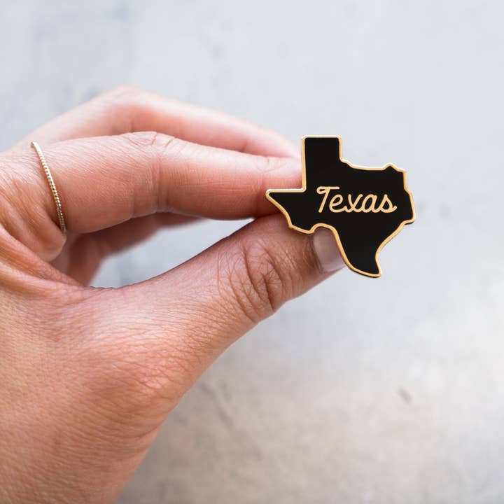 Everyday Olive - Wholesale Lapel Pin/Button - Texas Pin1
