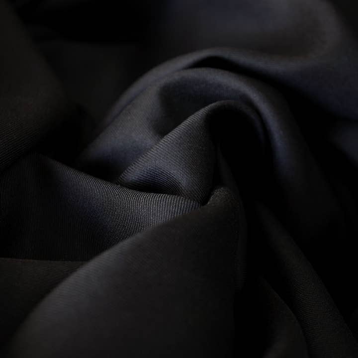 Eglantine et Zoé – wholesale Fabric – Black Licorice Fabric - Viscose Twill