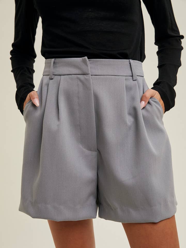 Wishlist Apparel - Wholesale Shorts - Women's - TWILL PLEATED SHORTS / WL24-91780