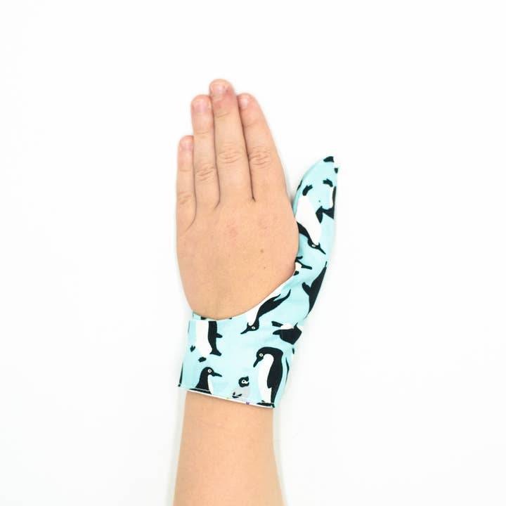 Thumbsie Ltd - Wholesale Finger Puppet - Kids & Baby - Thumbsie® Penguin thumb guard