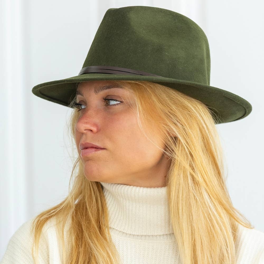 TRAVAUX EN COURS... - Wholesale Fedora - Women's - FELT HAT - leather band, sewn brim44