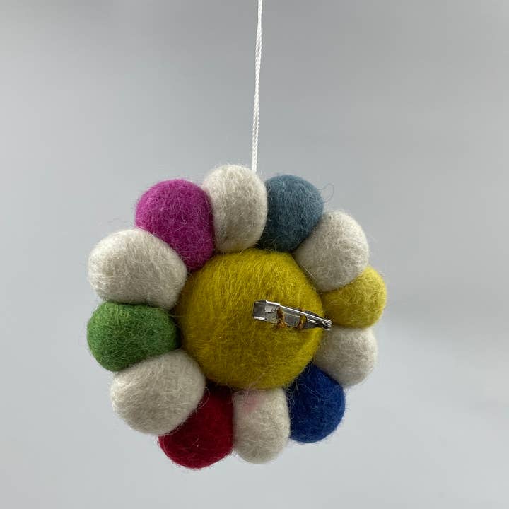 Funky Yak Ltd – wholesale Keychain – Women's – Handmade Cute Felt Sunflower Keyrings with Pin5