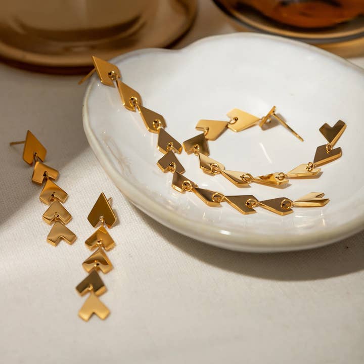 PERSONALIZED TRENDY LONG HEART TASSEL EARRINGS_CWAJE1894 for wholesale by ACCITY