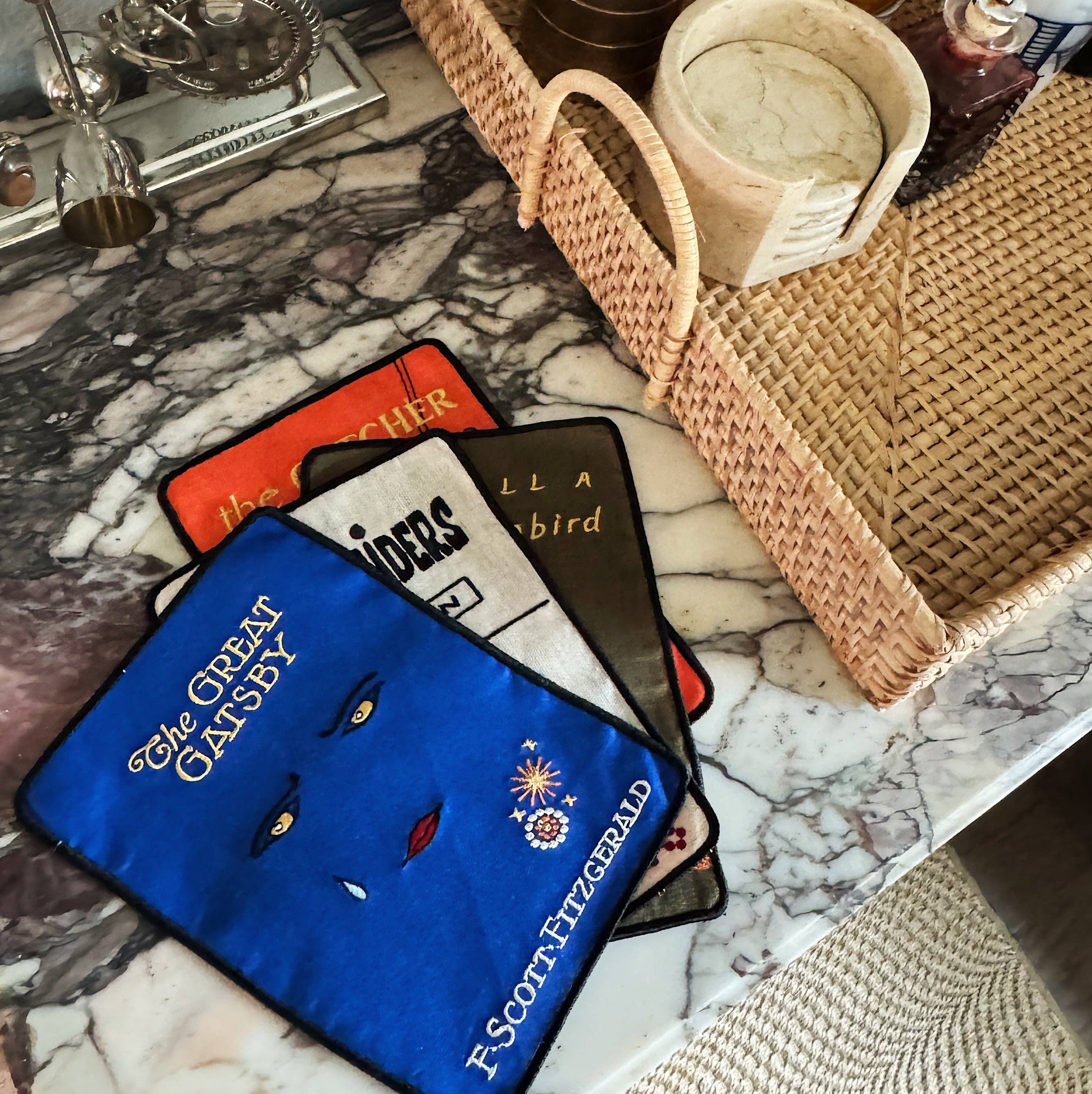 Biscuit Home - Wholesale Dinner & Cloth Napkin - Great Books Cocktail Napkins, set of 41