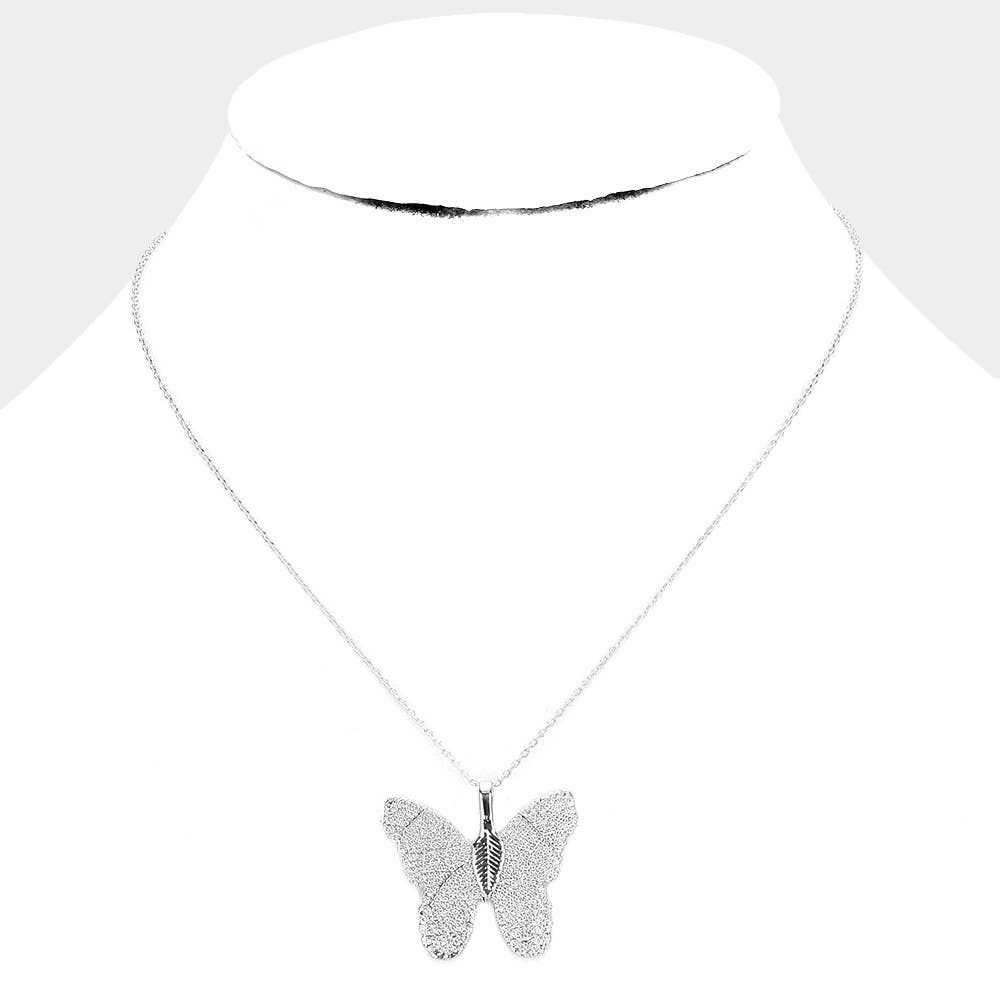 Sensibling Corp. – wholesale Pendant/charm necklace – Gold Dipped Textured Butterfly Pendant Necklace5