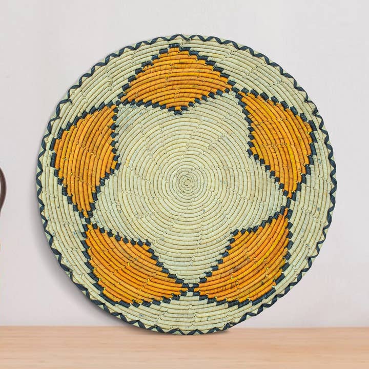 ArtisanalEmporiumLLC - Wholesale Basket - Five Ships Star Flat Basket 12-Inch PL-307-120