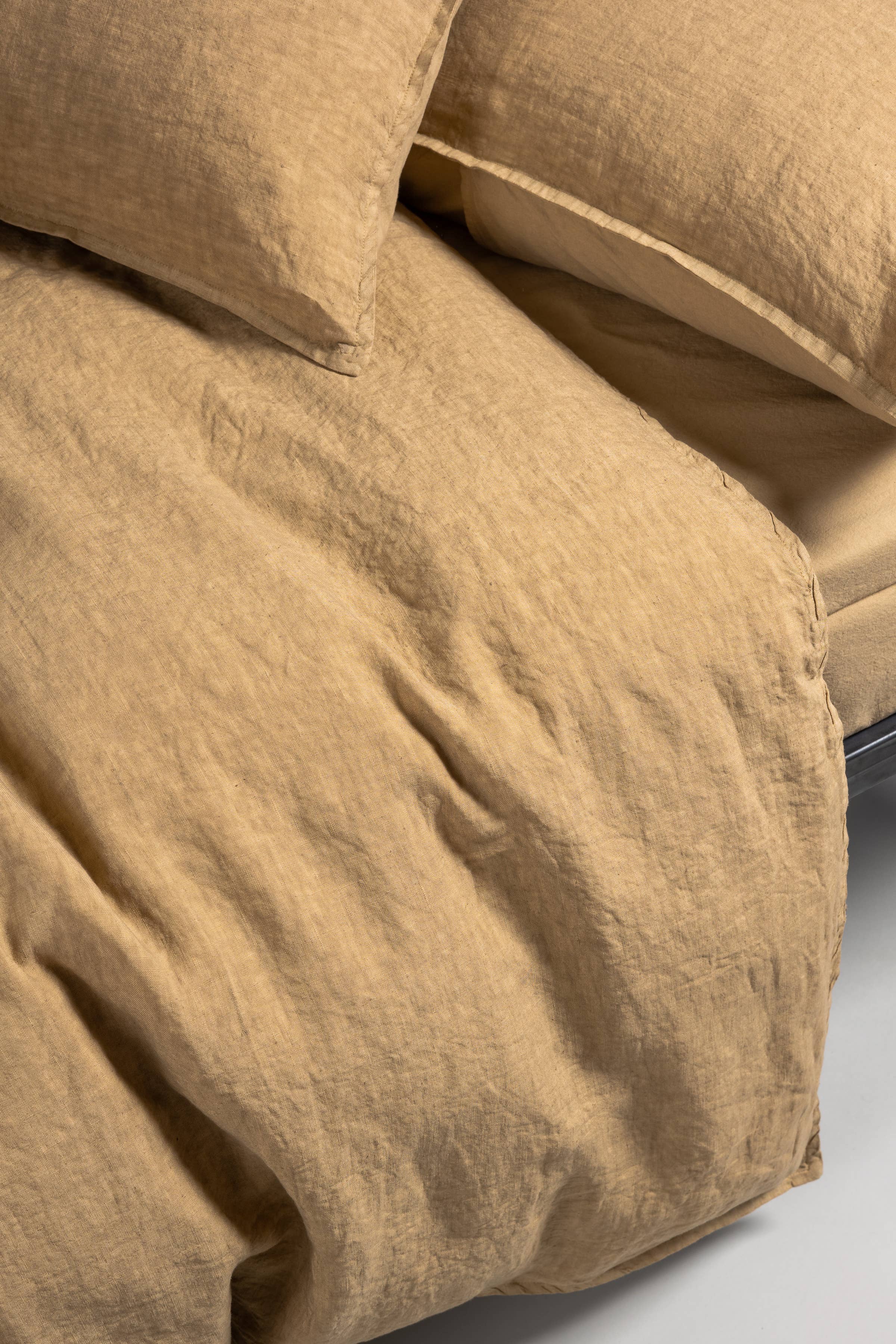 FEELUM homelinen by David Home srl - Vente Housses de couette - Housse de couette BREZZA en mélange 50 % coton, 50 % lin6