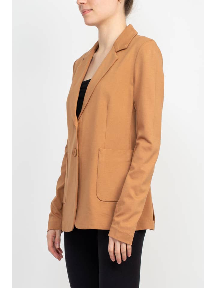 Immediate Apparel - Wholesale Blazer - Women's - T Tahari Notched Collar Two Button Long Sleeve With Patch Pockets Knit Blazer7