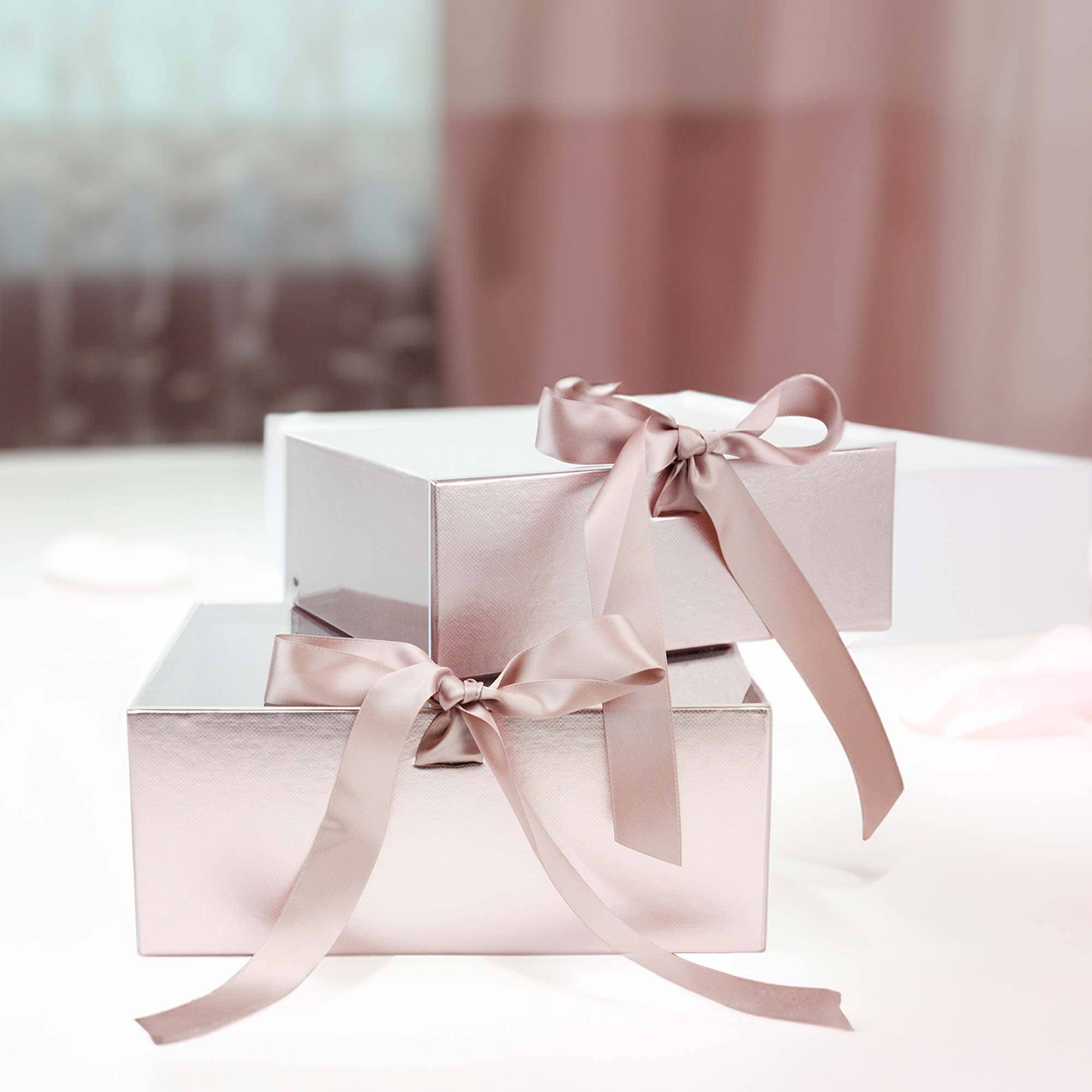 Emartbuy – Großhandel Geschenkboxen – Elegante Geschenkbox mit Klarsichtdeckel und Schleife für besondere Anlässe - 2er-Set7