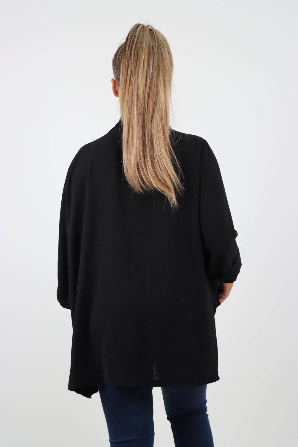 Miss Bold - Venta al por mayor Chaqueta - Mujer - Chaqueta ligera italiana con manga 3/4 y frente abierto15