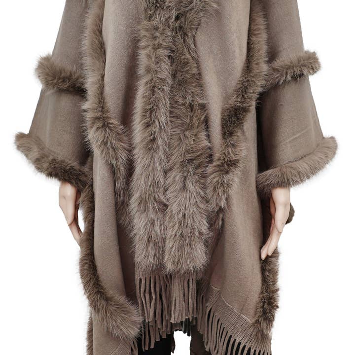 P4335_KHAK Châle et poncho en fourrure de couleur unie avec trou pour les bras pour la vente par Jasper Trading LLC