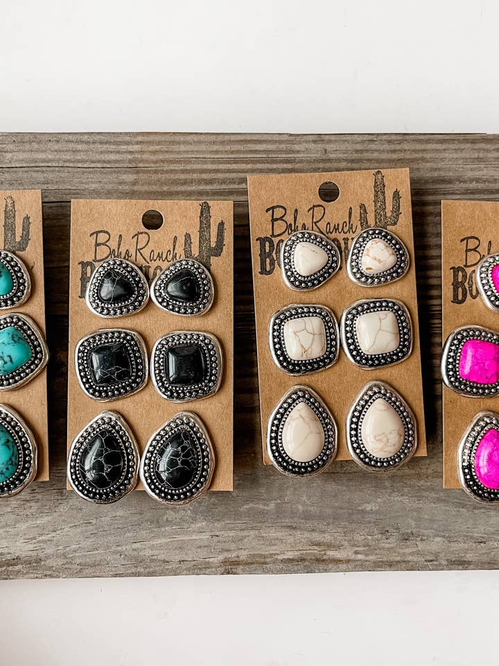 Parure de 3 paires de bijoux Southwestern avec boucles d'oreilles carrées en forme de larme pour la vente par Boho Ranch Shop