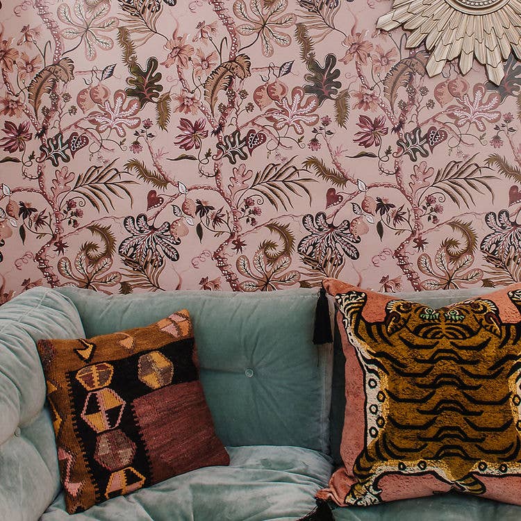 Wear the Walls – wholesale Wallpaper – Ophelia Wallpaper in Blush-Pink5