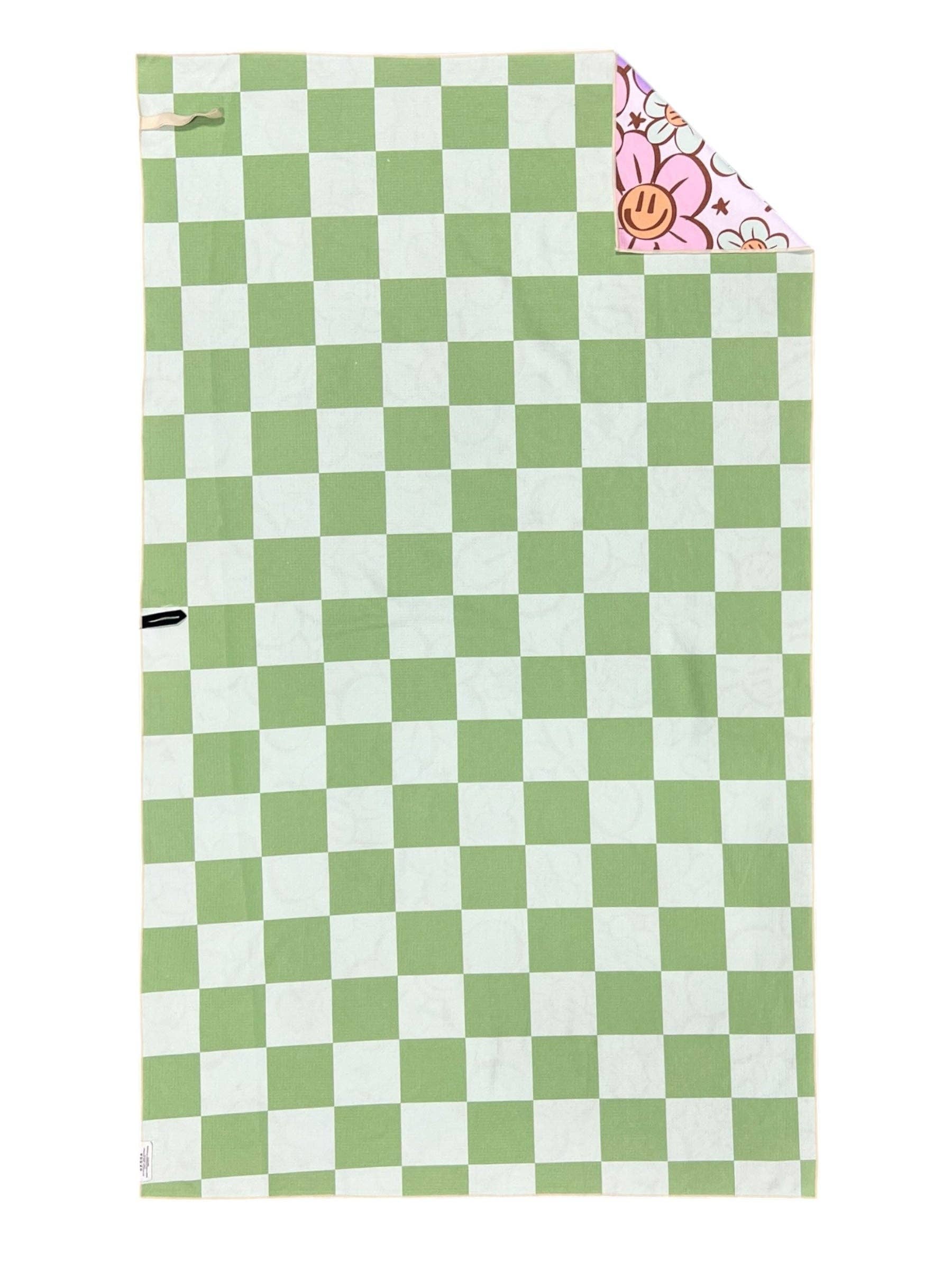 Crae.Home - Wholesale Beach Towel - Giggles Pool Towel: Reversible1