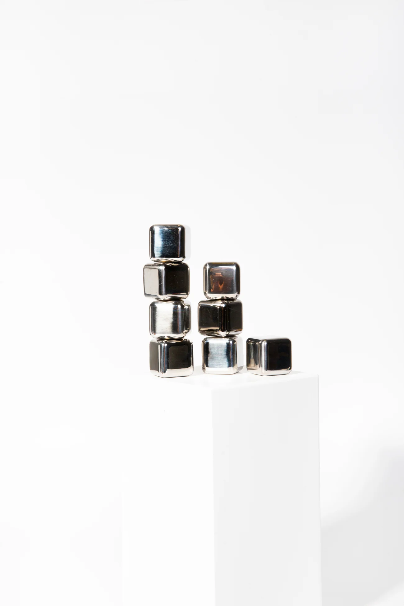 Craftly - Wholesale Drink Chilling Cubes - Stainless Steel Whiskey Ice Cubes – Bulk Case (Ice Stones)1