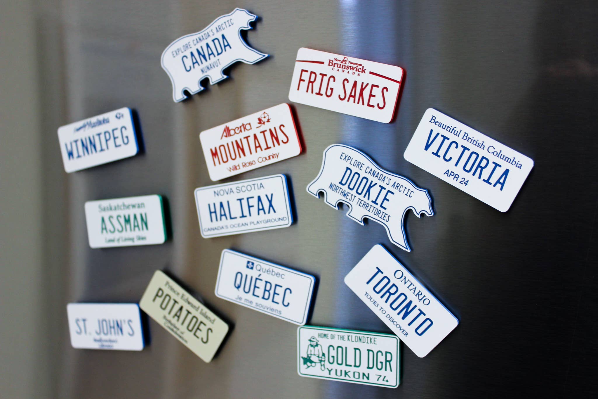 The Laundry Room Shop - Vente Aimants - Magnet en plastique gravé personnalisé et personnalisable - Canada2