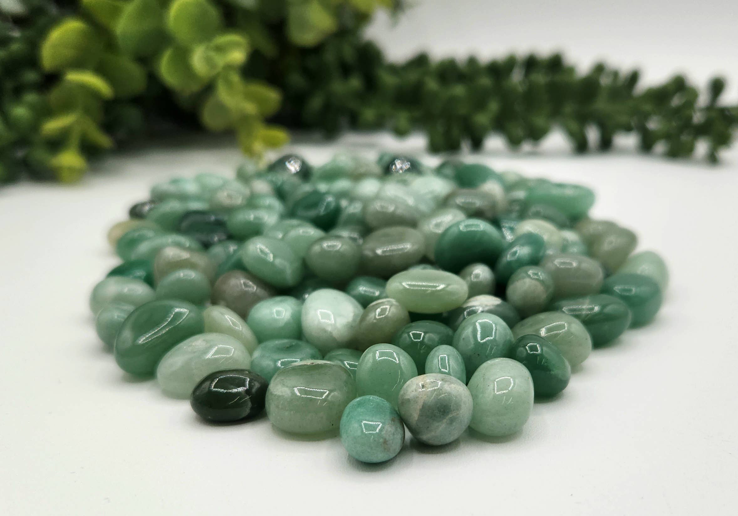 Meraki Gemstones – wholesale Spiritual stone/crystal – Green Aventurine Tumbled Gemstones 10-20mm (0.5kg/1.1 lbs.)1