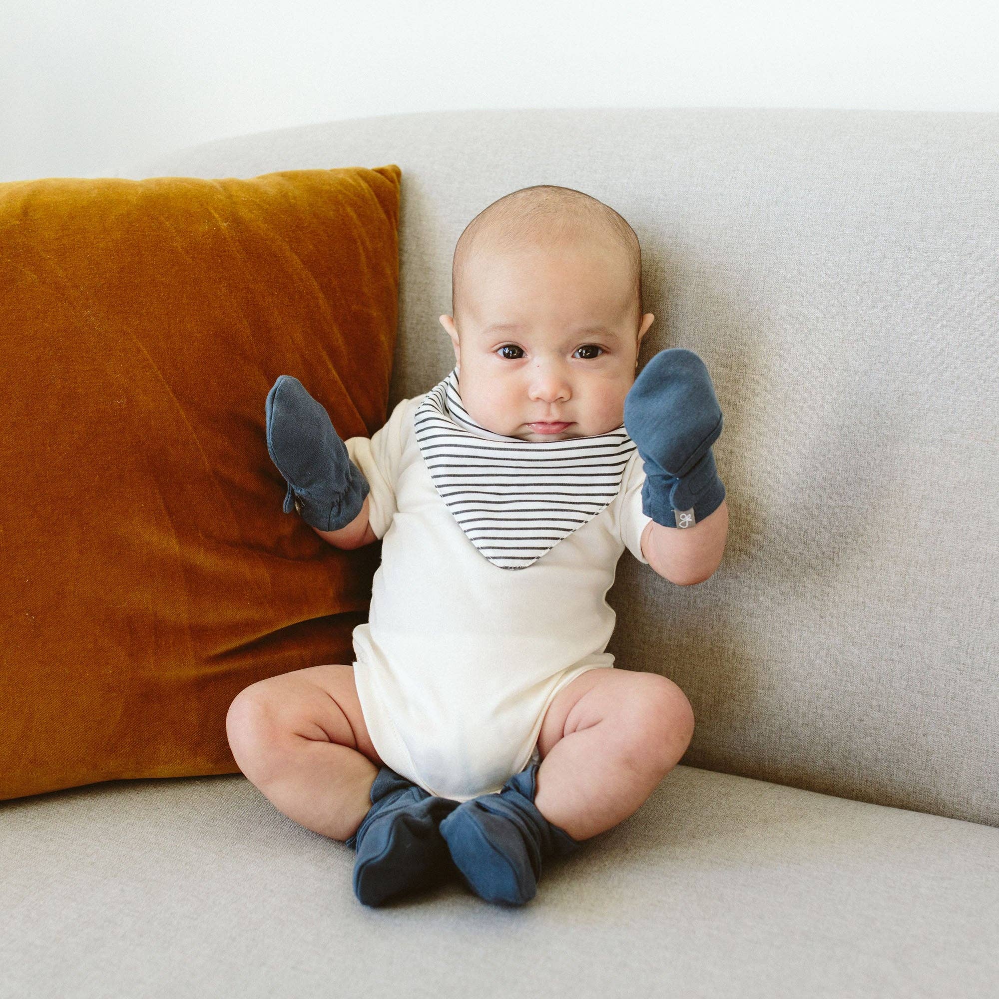 goumikids - Wholesale Booties - Baby - Stay On Baby Boots - Midnight3