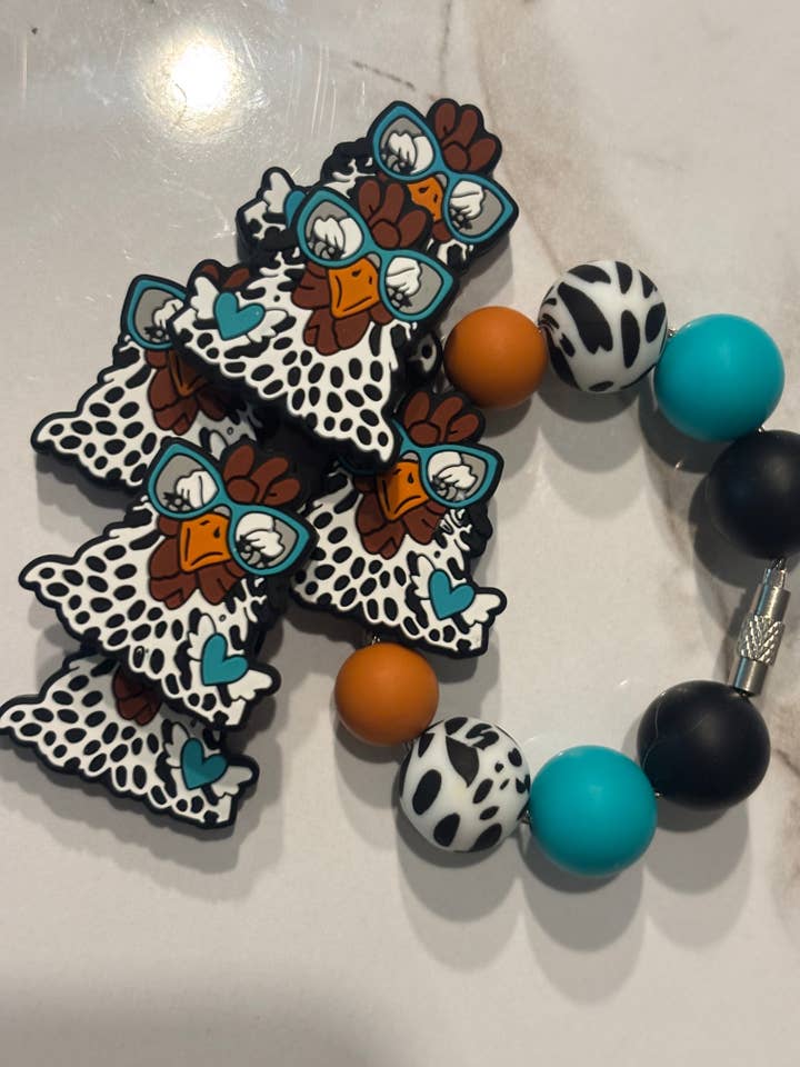 Poule impertinente pour la vente par CharmedCupCo