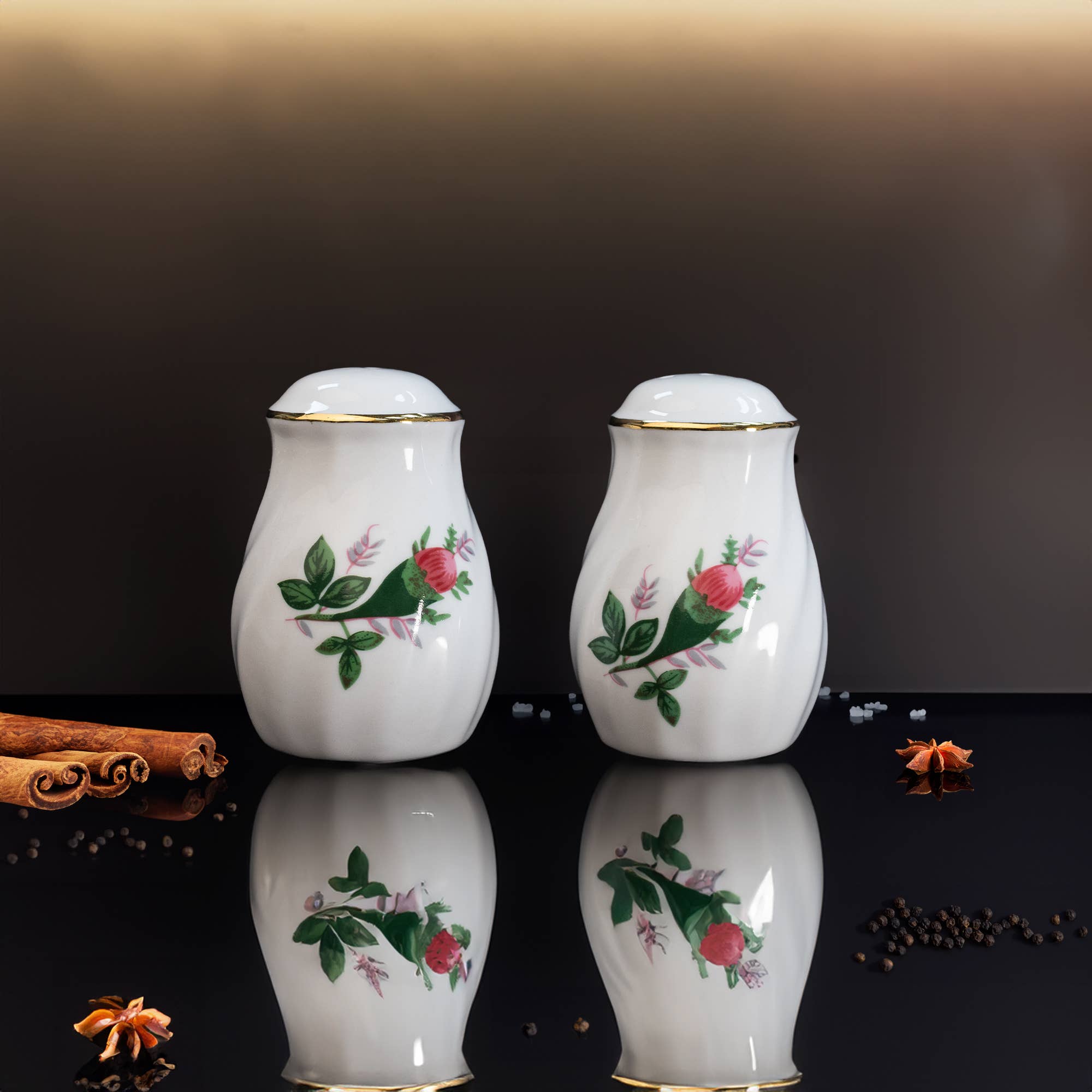 Lynns - Wholesale Salt & Pepper Shaker Set - *Floral Porcelain Salt & Pepper Set, Elegant Vintage6