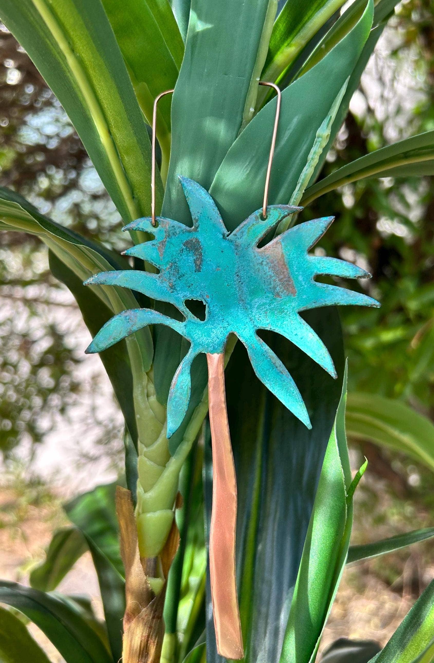 Dos Damas Designs - Vente Objets de décoration - Ornement de Noël en cuivre Palmier & Lune2