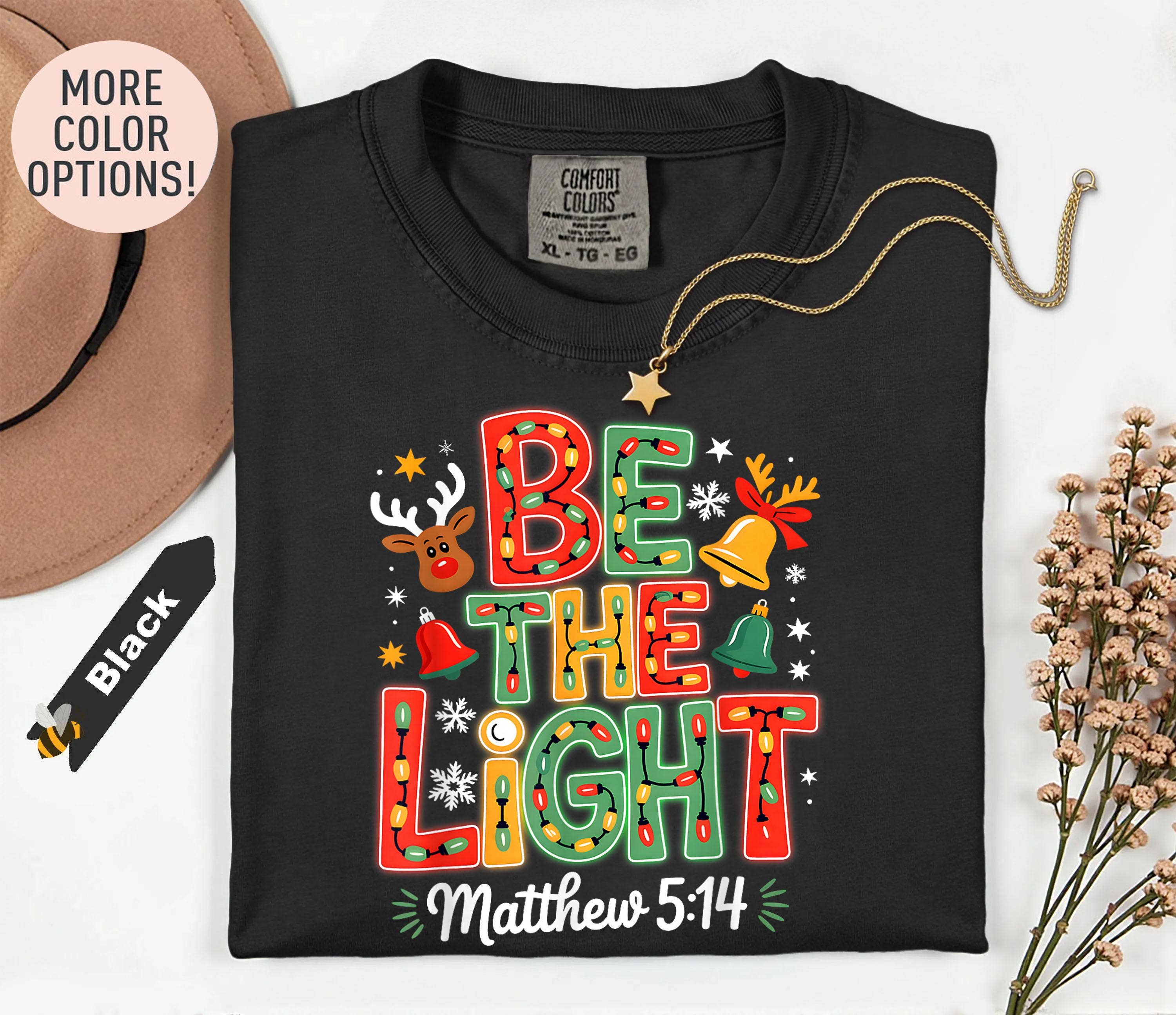 Glaime – Engroshandel Grafisk t-shirt - Dame – Julekomfortfarver T-shirt, Vær Lyset Sweatshirt0