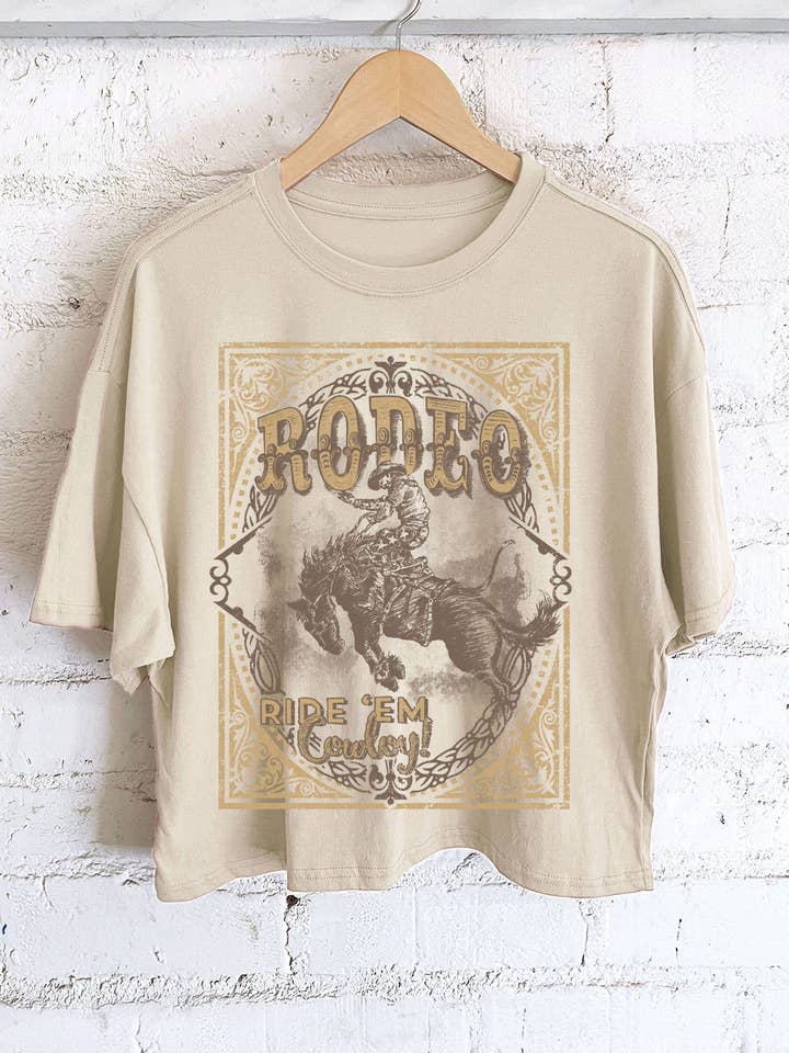 Rustee Clothing – Engroshandel T-shirt med print - Dame – HOWDY COWBOY-HÅND TRUKKET
