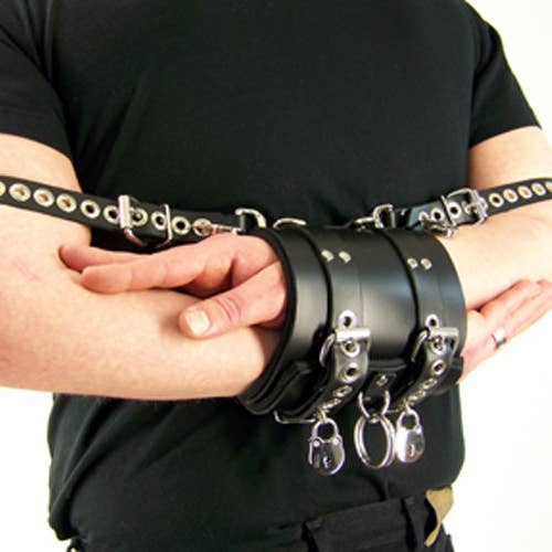 Axovus – wholesale Sex toy – Locking Lined Leather Arm Binder1