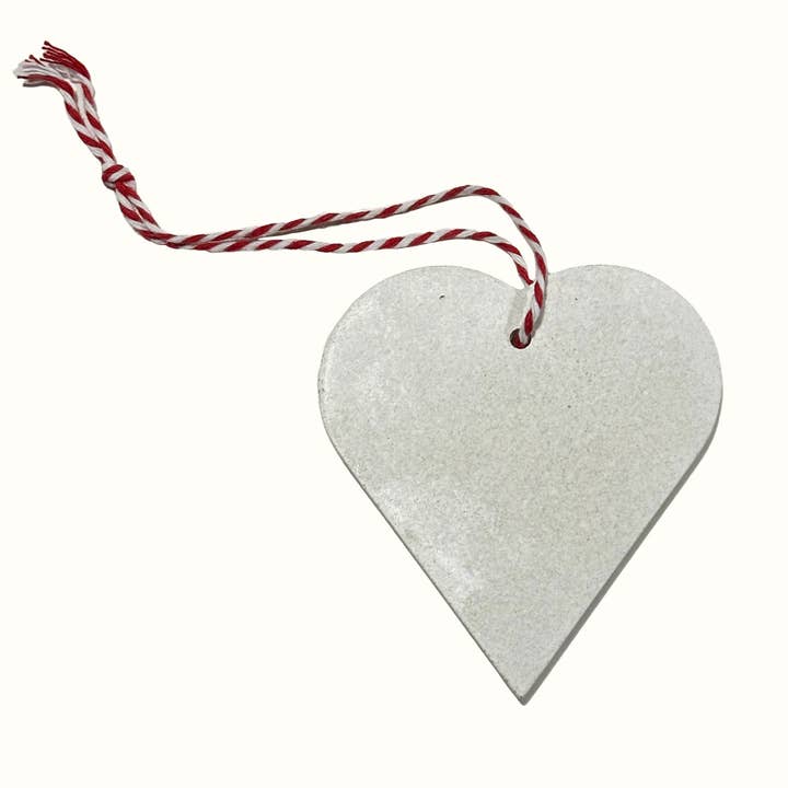 Rustic Heart Hanging Christmas Decoration for wholesale by Storm Flowers Garden