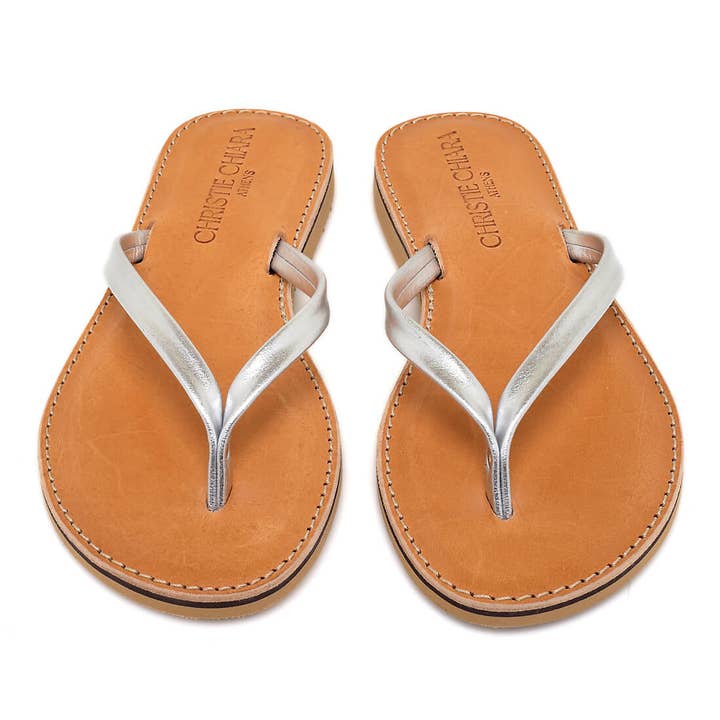 Chinelos femininos em couro premium - Prata por atacado de Christie Chiara