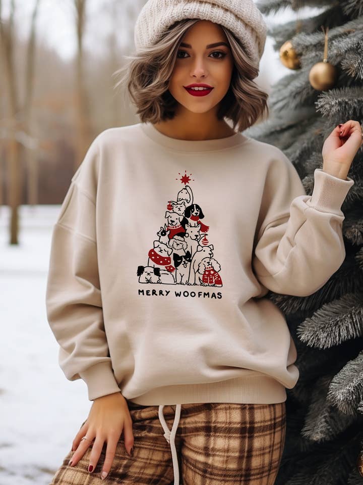 Sweat-shirt « Merry Woofmas » pour amoureux des chiens pour la vente par Creative 1324