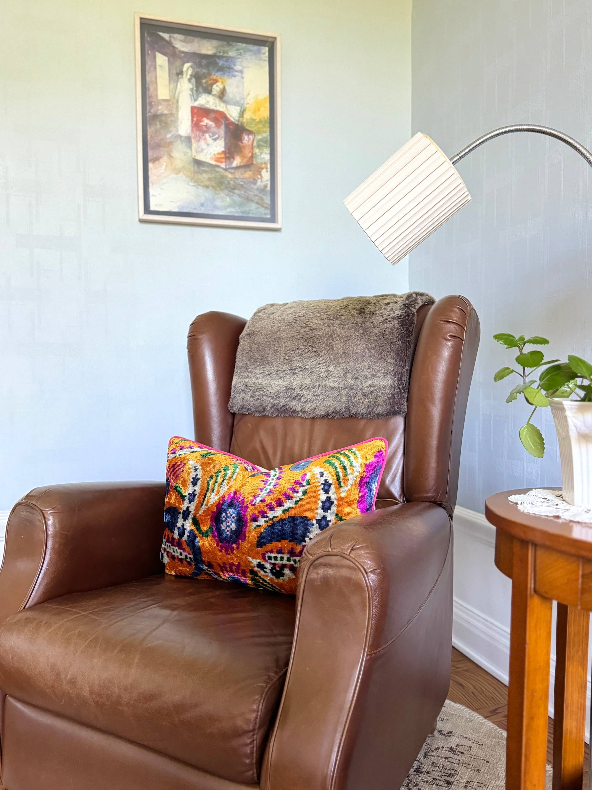 Mila∞Miro by Emelie - Wholesale Throw/Decorative Pillow - Velvet Ikat Cushion Orange Blossom | Velvet Ikat Pillowcase6