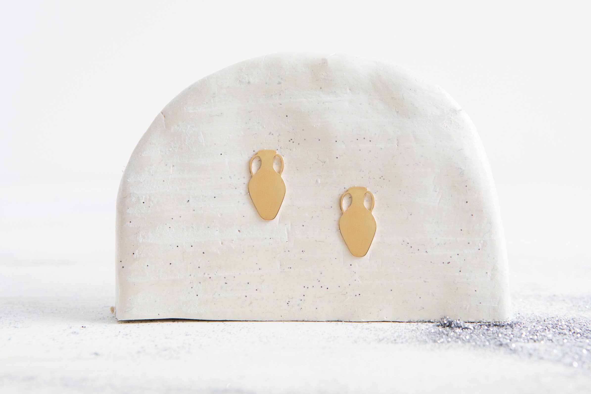 Fauna y Flora - Wholesale Dangle Earrings - Amphora Earrings0