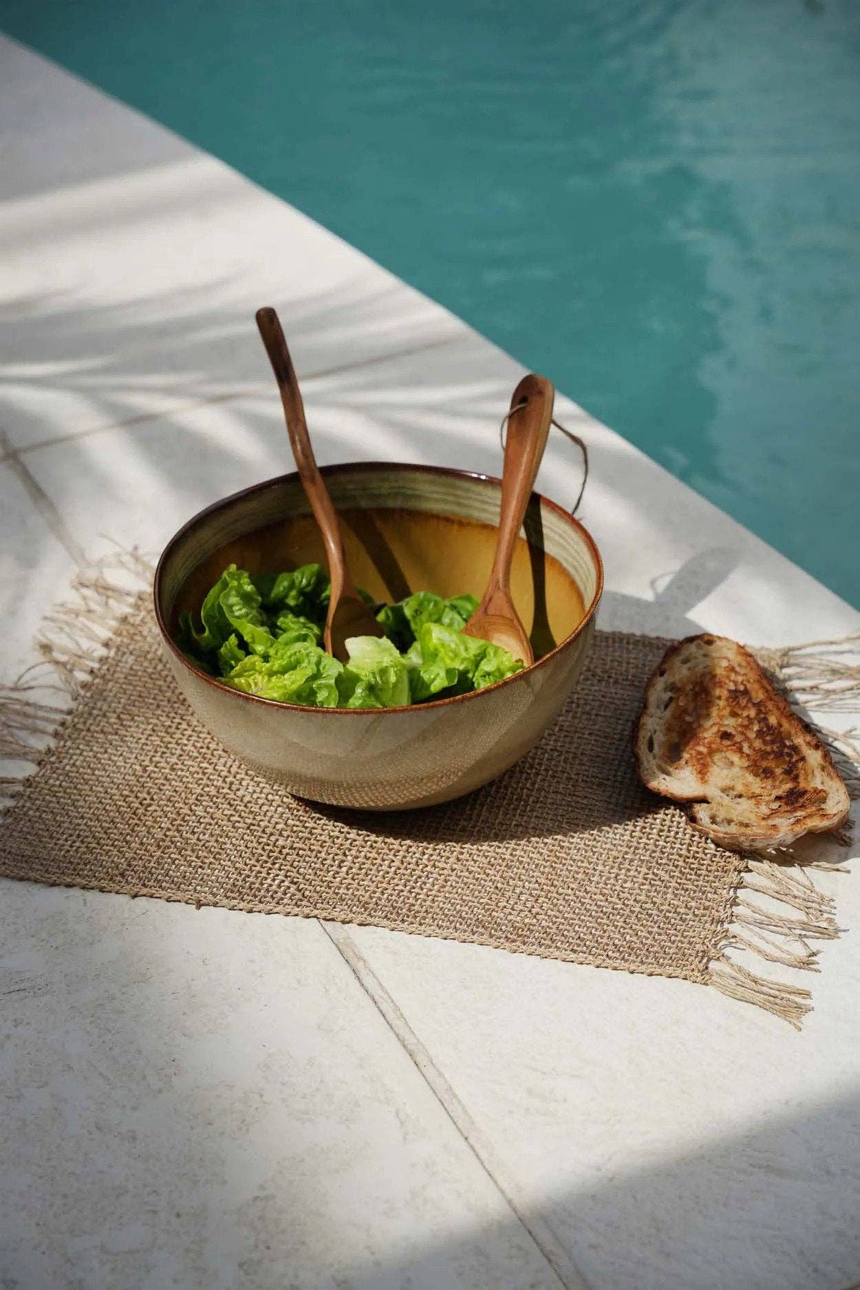 Bazar Bizar Living – wholesale Serving bowl – The Comporta Serving Bowl1