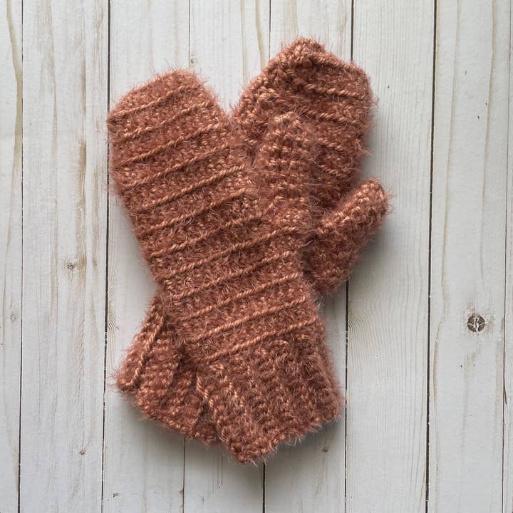 Rustfarvede håndlavede hæklede vanter for engroshandel hos QuietJoy