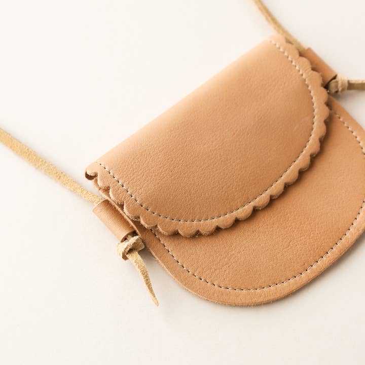 Sun & Lace - Wholesale Crossbody Bag - Kids - Little Girl Scalloped Leather Purse in Caramel2