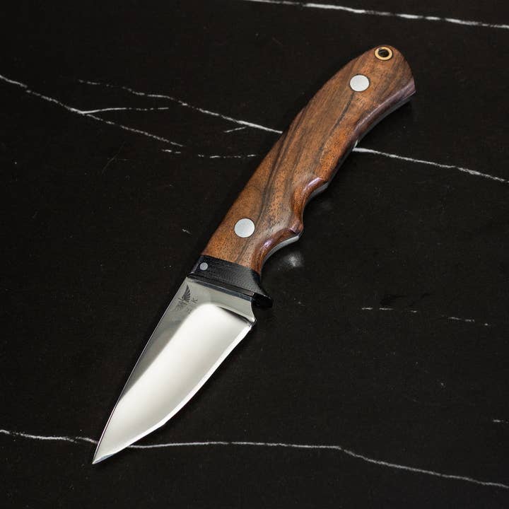 HTK104 für den Großhandel von HomeTown Knives.