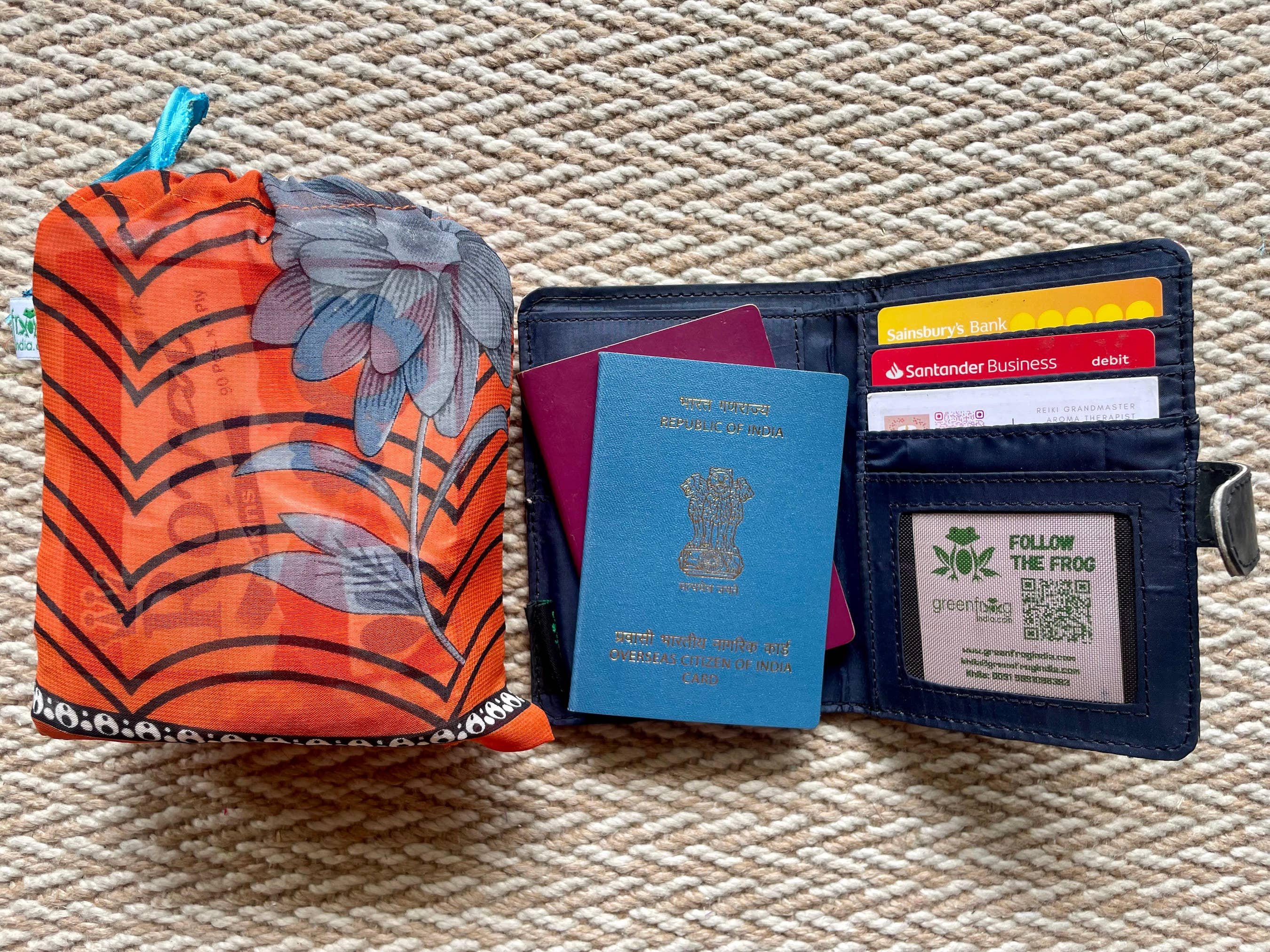 Green Frog India - Wholesale Gift Bag - Upcycled Sari Gift Bags and  Zero Waste Present Wraps3