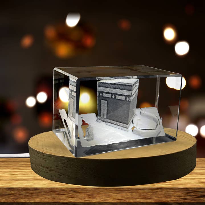AB Crystal Collection - Wholesale Decorative Tabletop Object - Al-Kaaba | 3D Engraved Crystal Keepsake | 3D Souvenir