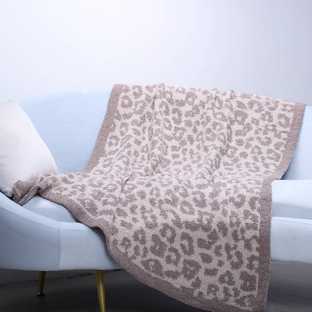 UNISHE - Wholesale Throw Blanket - Leopard Knit Plush Blanket MOQ 3pcs ZZKF38412